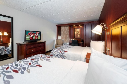 Red Roof Inn Meriden image 10