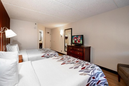 Red Roof Inn Meriden image 14